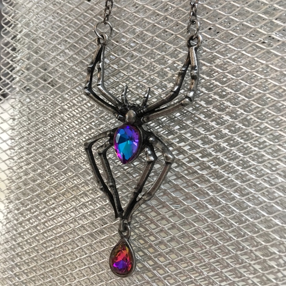 Purple & red🕷rhinestone spider necklace